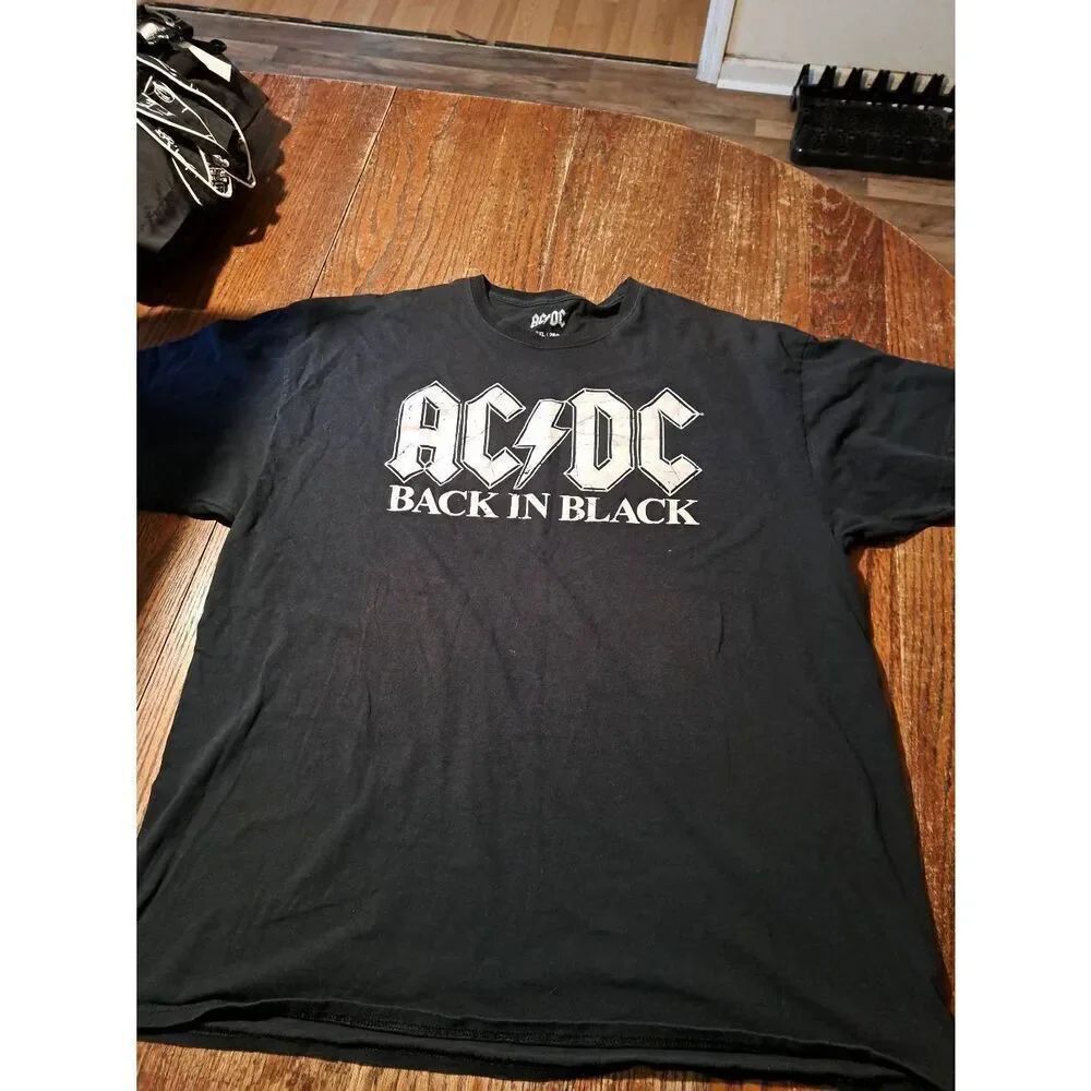 ACDC Back In Black Men’s 2XL Graphic Band Tee Shirt Top Black Cotton